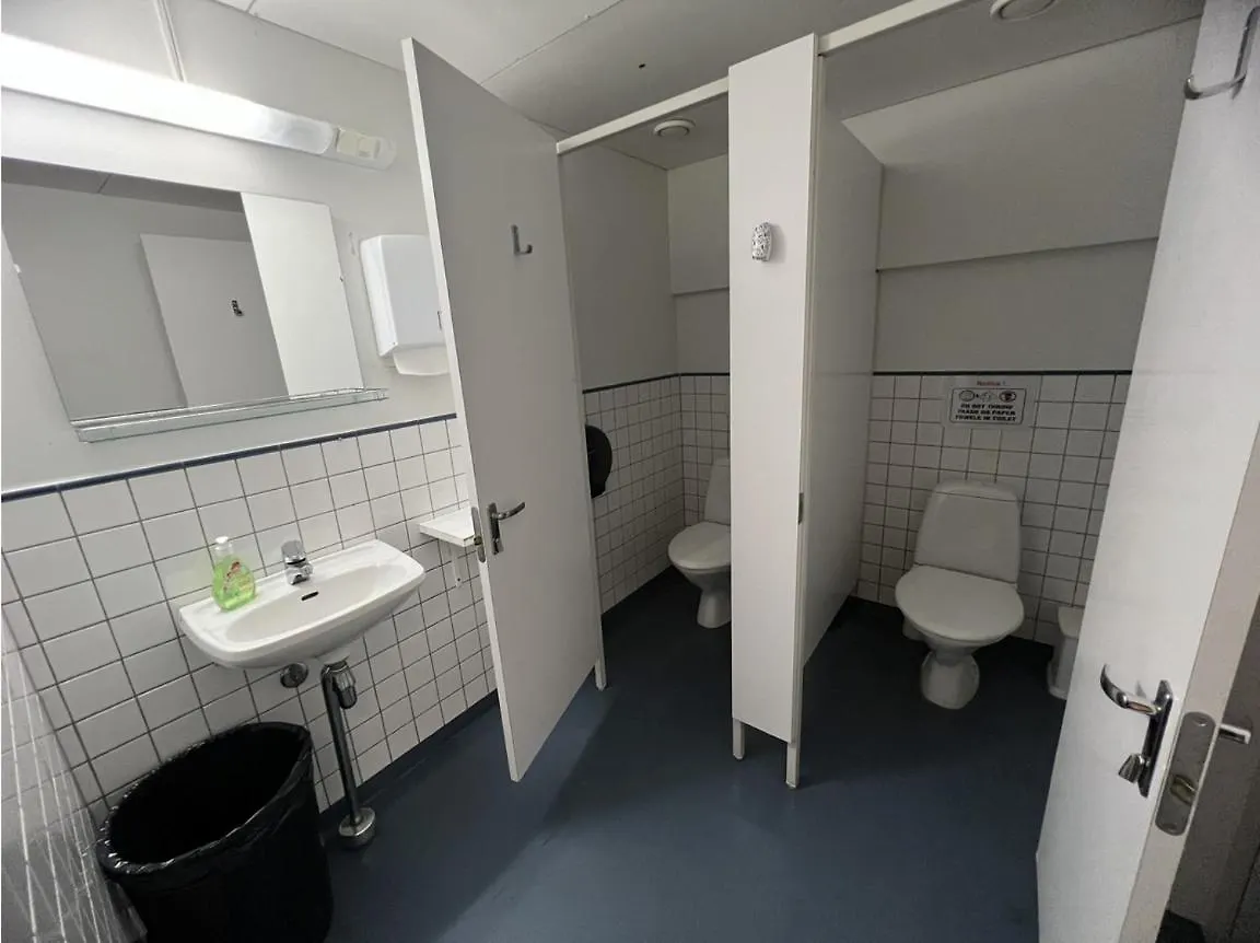 Office House Services 215 Helsinki 0*,